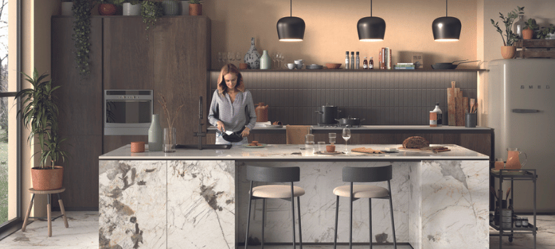 bar cuisine imitation marbre blanc brun​